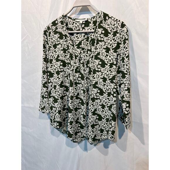 Fun2Fun Top Womens Size Small Floral V-Neck Popover Blouse Green White NEW - Picture 6 of 12